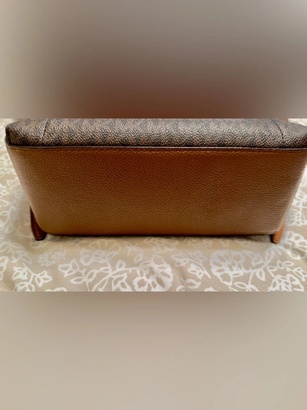 Michael Kors guc signature